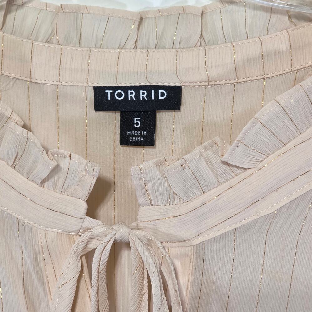 Torrid Womens Crinkle Chiffon Button Up Mock Neck Blouse Size 5X - Picture 4 of 12